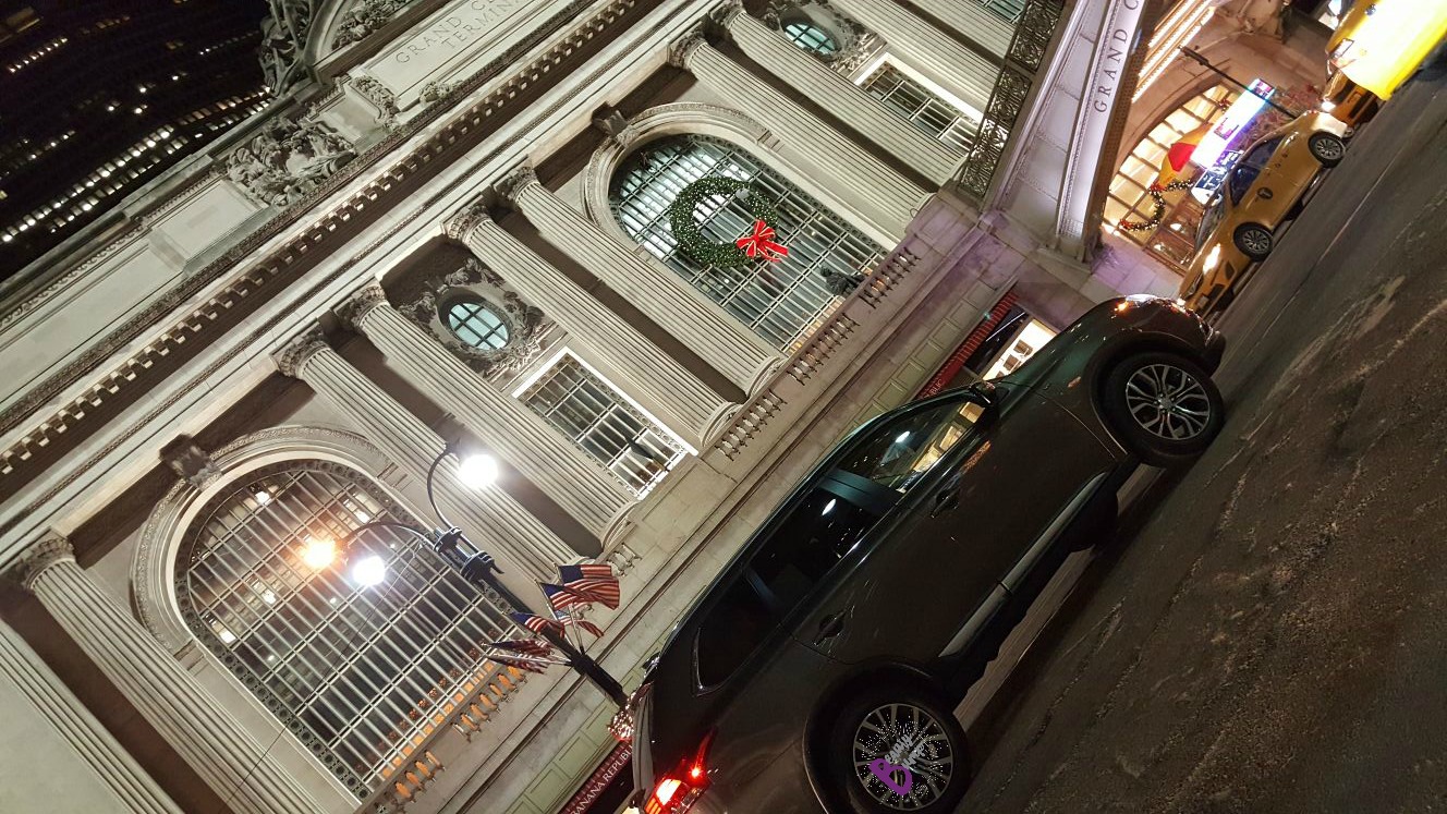 2017​ ​Mitsubishi​ ​Outlander​ ​3.0​ ​GT​ ​S-AWC Grand Central Station NYC