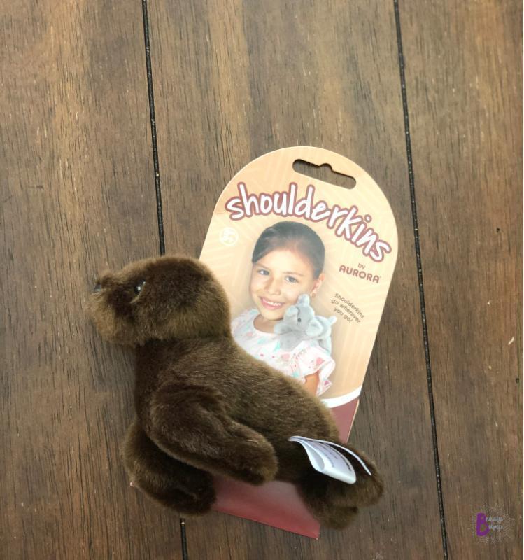 Sammy Sea Lion is a part of Aurora's line of cute and cuddly 6" toys. With the use of a magnet, can rest securely on your child's shoulder keeping them company while they play. From turtles to tigers, there are eight to collect and enjoy.