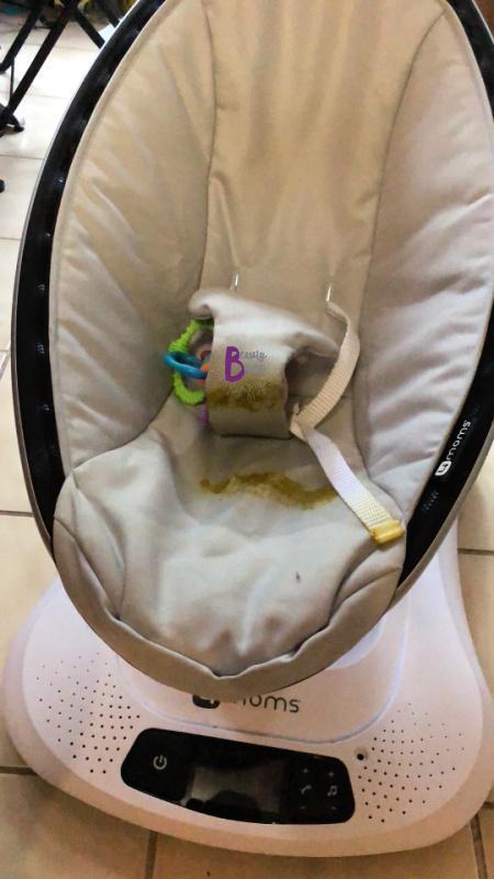 I'm sharing my experience with the 4moms mamaRoo one of the most popular baby swings. Spoilerr alert: Not all babies like this baby swing