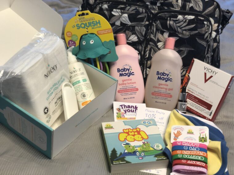 The BabbleBoxx New Mom + Baby box features The Best Gifts for a New Mom and Baby That She'll Love and Use. #MustHaves4BabyBBxx