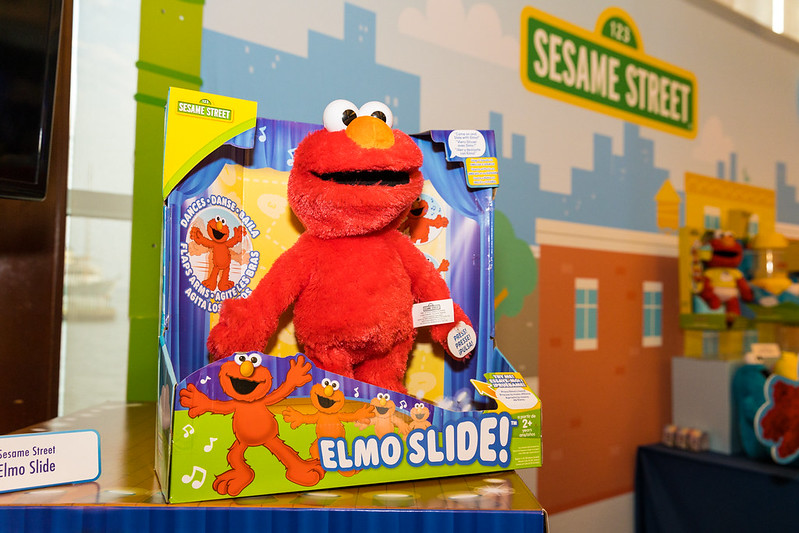 Sesame Street Elmo Slide Plush by JustPlay Toys:
